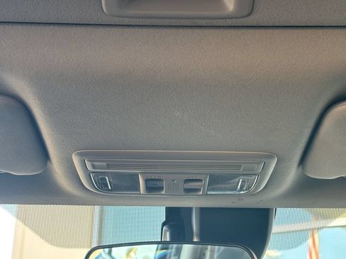 Used 2021 Honda HR-V EX image 19