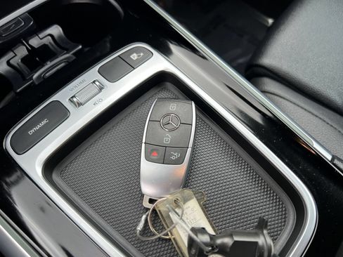 Used 2025 Mercedes-Benz GLA 250 4MATIC image 22