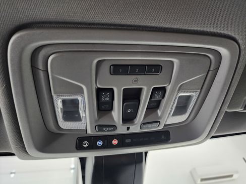 Used 2023 GMC Sierra 3500 Denali w/ Denali Ultimate Package image 58