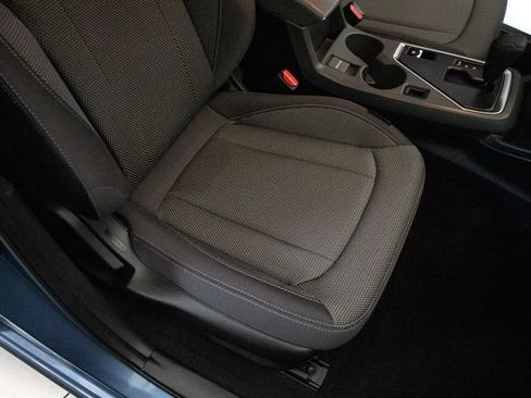 Used 2024 Subaru Crosstrek 2.0i Premium image 17