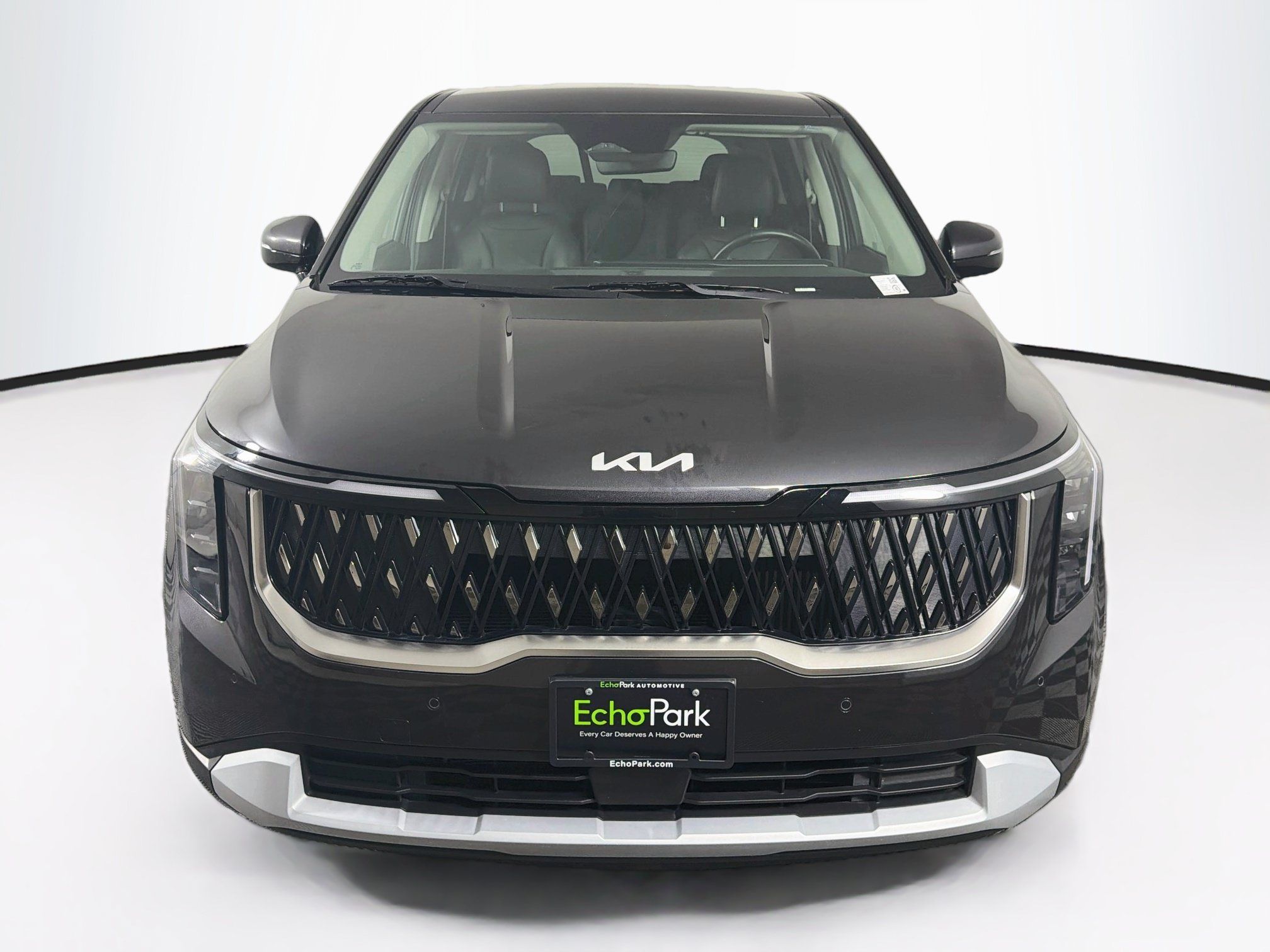 Used 2026 Kia Carnival LXS FWD image 2