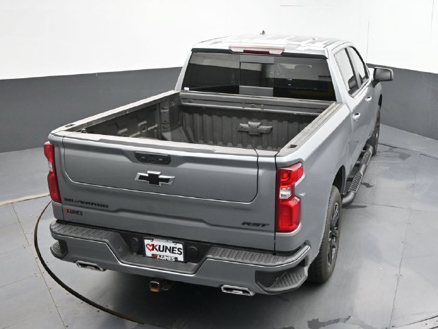 Used 2024 Chevrolet Silverado 1500 RST AWD/4WD image 33