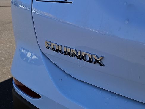 Used 2024 Chevrolet Equinox LS image 30