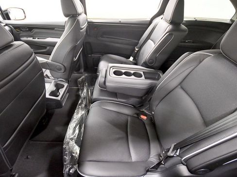 New 2026 Honda Odyssey Elite image 14