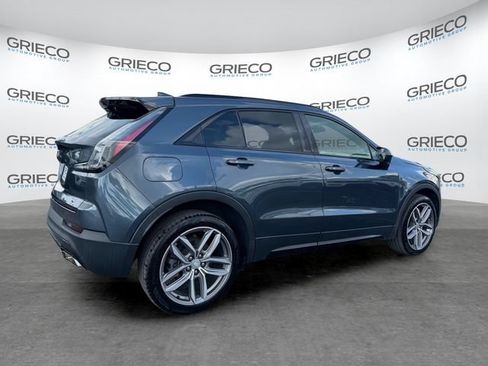 Used 2019 Cadillac XT4 Sport w/ Cold Weather Package FWD image 7