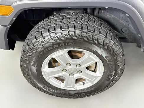 Used 2020 Jeep Wrangler Unlimited Sport S AWD/4WD image 36