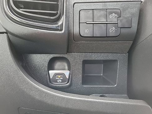 Used 2025 RAM ProMaster 2500 w/ Convenience Group FWD image 27