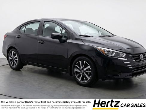 Used 2025 Nissan Versa SV image 1