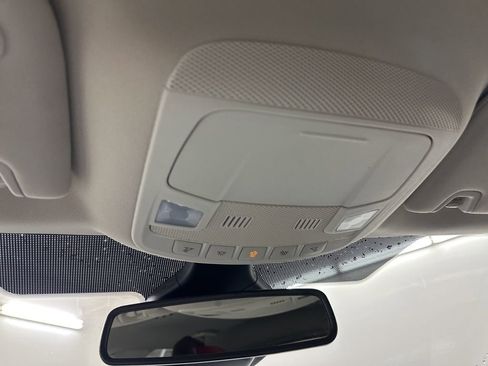 Used 2024 Ford Edge Titanium image 42