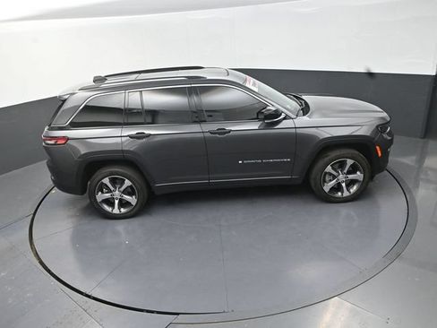 Used 2023 Jeep Grand Cherokee 4WD 4xe image 18