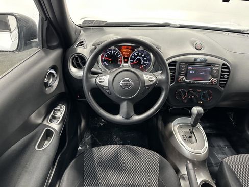 Used 2016 Nissan Juke S image 15