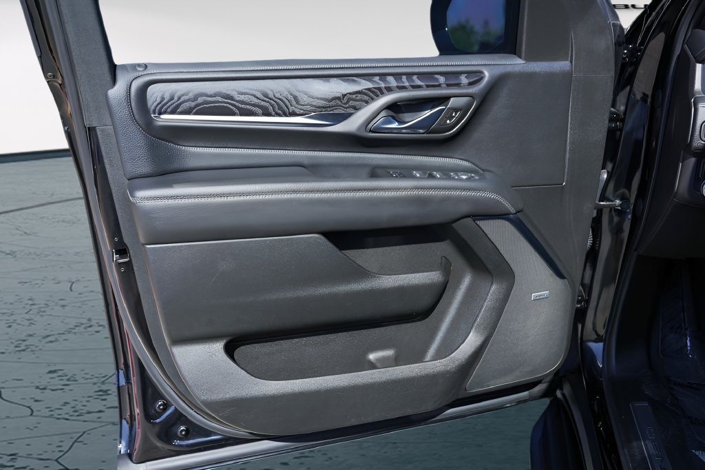 Used 2021 GMC Yukon Denali RWD image 26