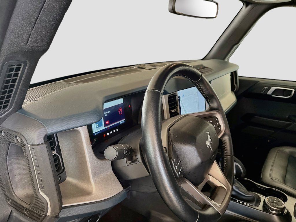 Used 2024 Ford Bronco Outer Banks AWD/4WD image 9