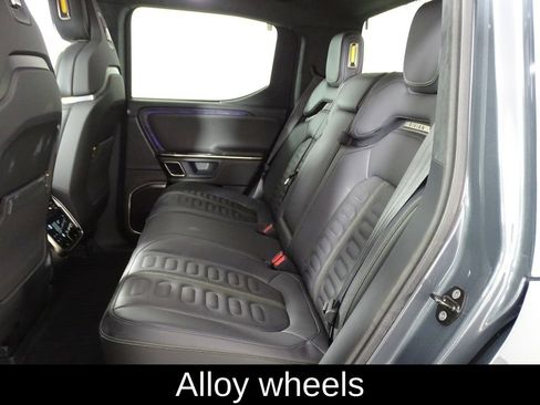 Used 2022 Rivian R1T Adventure image 13