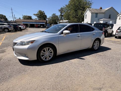 Used 2014 Lexus ES 350 FWD image 16