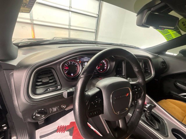 Used 2022 Dodge Challenger R/T Scat Pack w/ Dynamics Package RWD image 19
