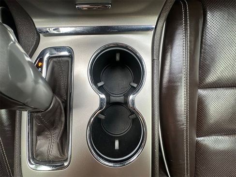 Used 2019 Jeep Grand Cherokee Overland image 24