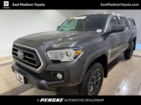 Certified 2023 Toyota Tacoma SR5 image 1