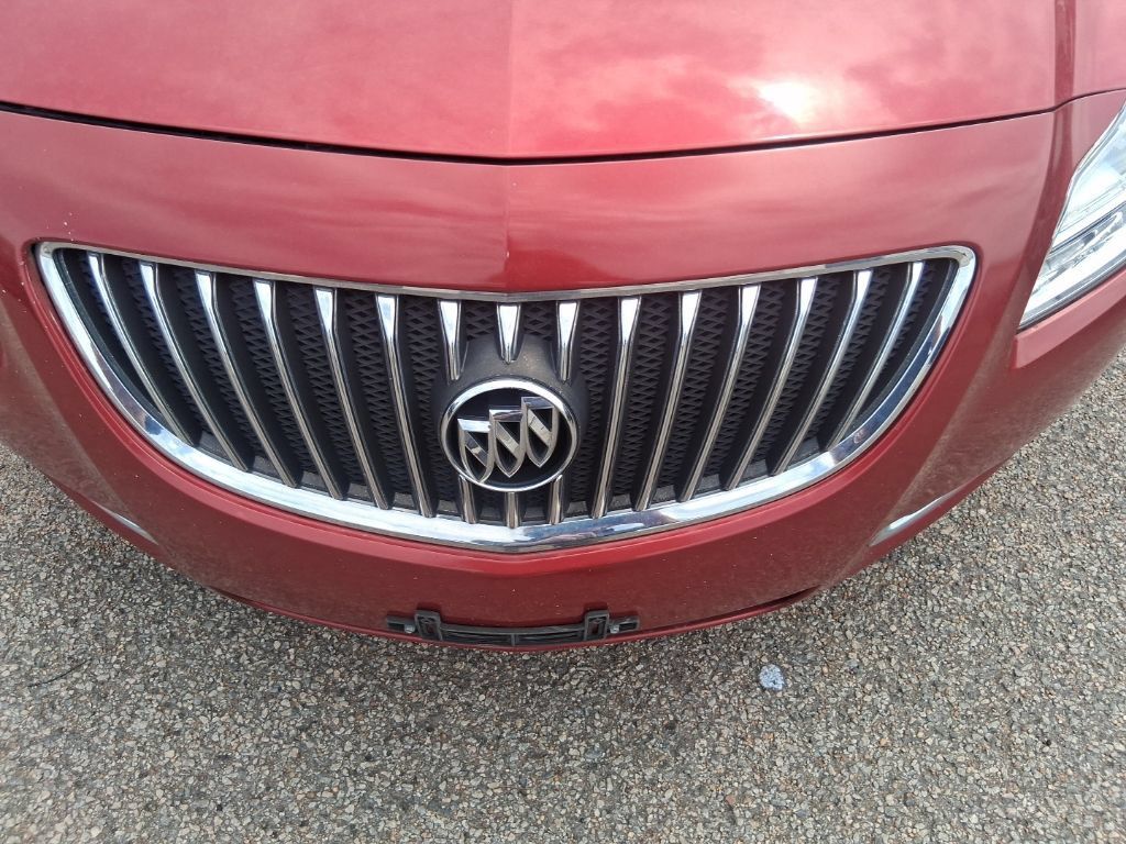 Used 2013 Buick Regal Premium FWD image 12