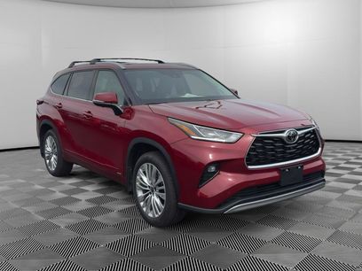 Used 2025 Toyota Highlander Platinum