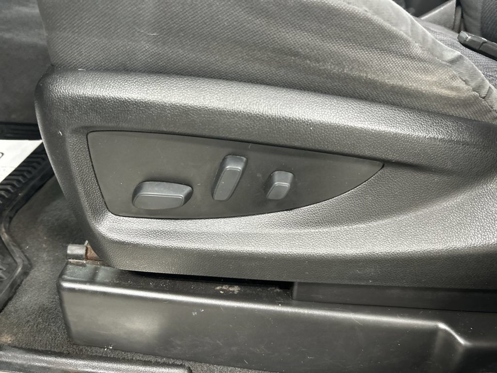 Used 2019 Chevrolet Silverado 1500 LT w/ All Star Edition AWD/4WD image 10