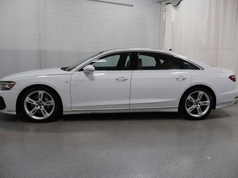 Used 2025 Audi A8 L 3.0T AWD/4WD image 2