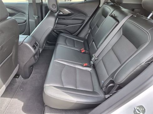 Used 2023 GMC Terrain SLT w/ Tech Package AWD/4WD image 39