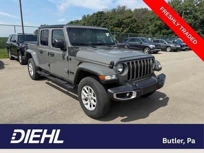 Used 2023 Jeep Gladiator Sport