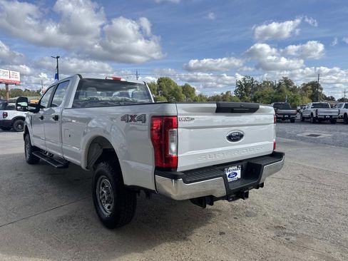 Used 2018 Ford F250 XL w/ Power Equipment Group image 5