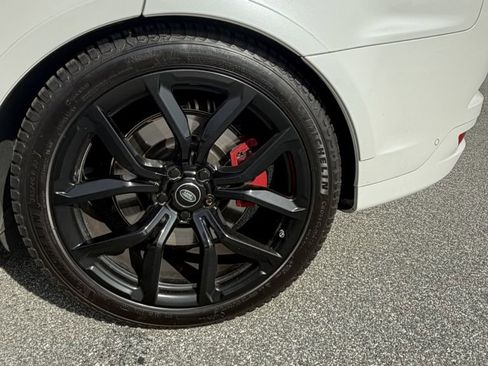 Used 2021 Land Rover Range Rover Sport SVR image 13