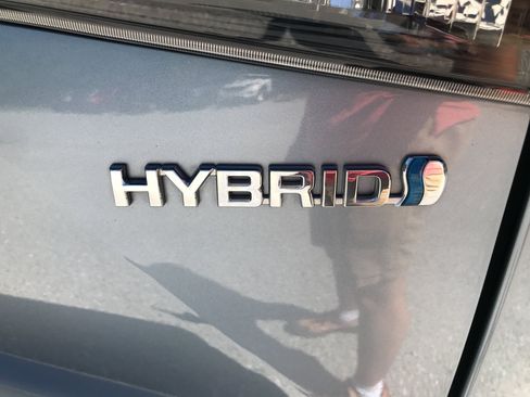 Certified 2022 Toyota Highlander XLE AWD/4WD image 11