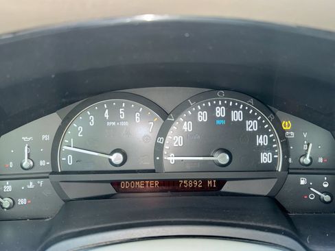 Used 2004 Cadillac XLR RWD image 21