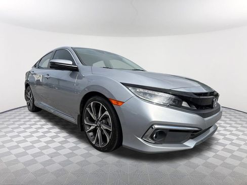 Used 2020 Honda Civic Touring image 3