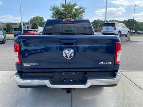 Used 2022 RAM 1500 Big Horn AWD/4WD image 4