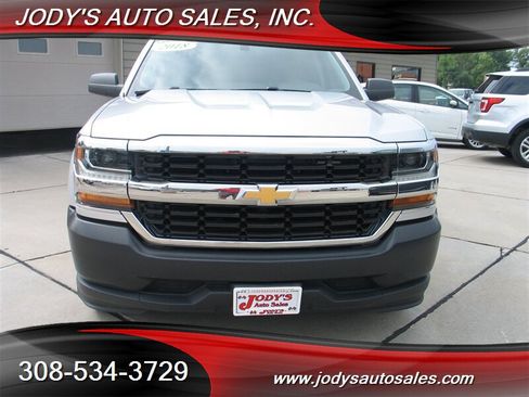 Used 2018 Chevrolet Silverado 1500 W/T w/ Trailering Package RWD image 33