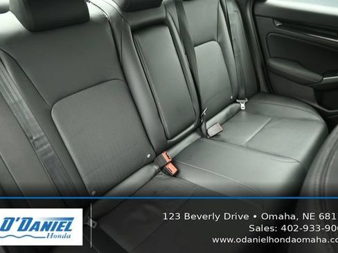 Used 2022 Honda Civic Touring image 39
