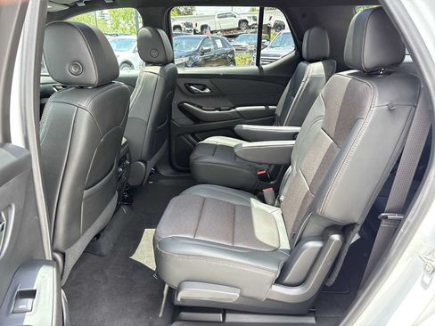 Used 2022 Chevrolet Traverse High Country FWD image 26