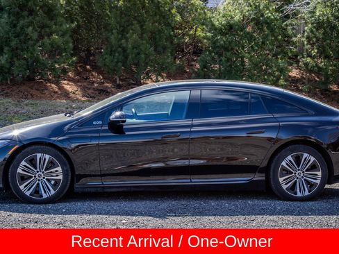 Used 2023 Mercedes-Benz EQS 450+ 4MATIC Sedan w/ Winter Package image 4