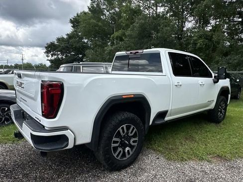 Used 2023 GMC Sierra 2500 AT4 w/ AT4 Preferred Package AWD/4WD image 8