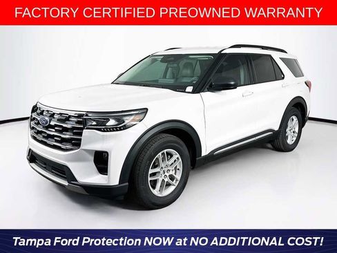 Certified 2025 Ford Explorer Active w/ Active Comfort Package RWD image 1