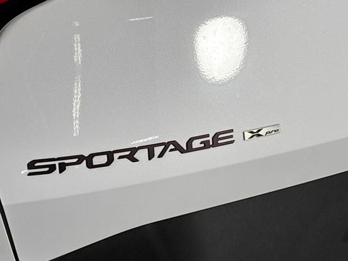 Used 2025 Kia Sportage X-Pro Prestige AWD/4WD image 25