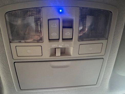 Used 2013 MAZDA MAZDA3 i Grand Touring image 16