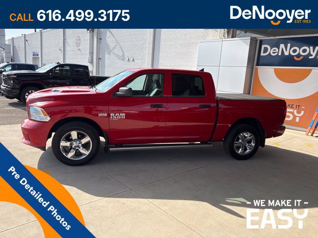 Used 2019 RAM 1500 Express w/ Wheel & Sound Group AWD/4WD image 3