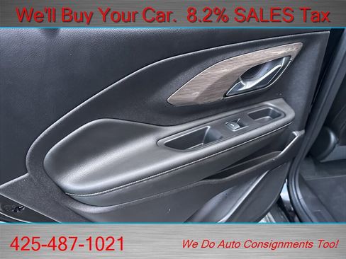 Used 2024 GMC Terrain Denali w/ Denali Premium Package image 12