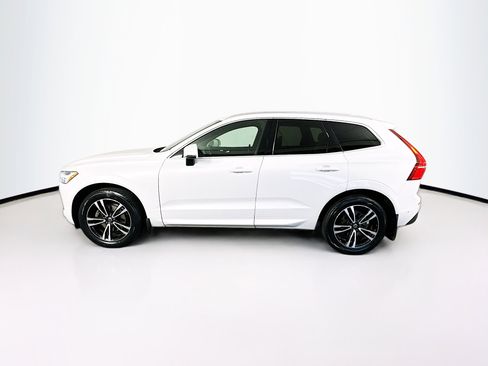 Used 2018 Volvo XC60 T5 Momentum w/ Convenience Package AWD/4WD image 4