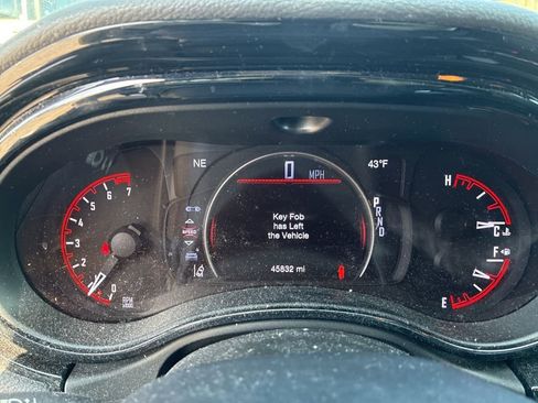 Used 2022 Dodge Durango GT image 22