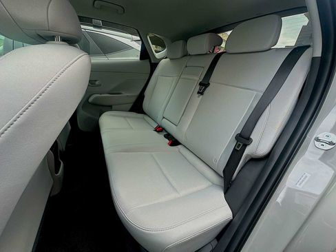 New 2025 Hyundai Kona SEL FWD image 16