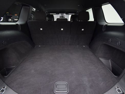 Used 2018 Jeep Grand Cherokee Laredo image 28