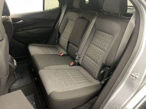 Used 2024 Chevrolet Equinox LT AWD/4WD image 17