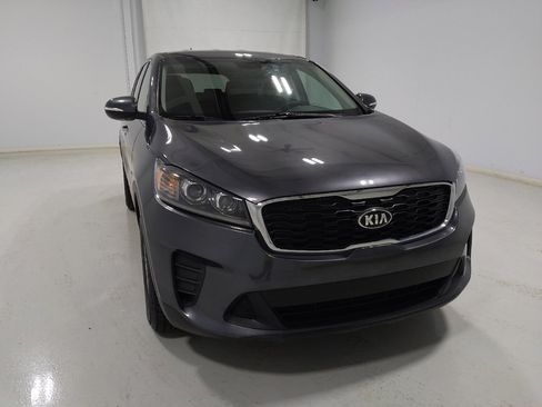 Used 2020 Kia Sorento LX FWD image 14